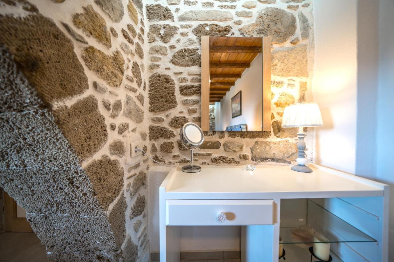 ファラサルナMary'S Stone Houseアパートメント エクステリア 写真